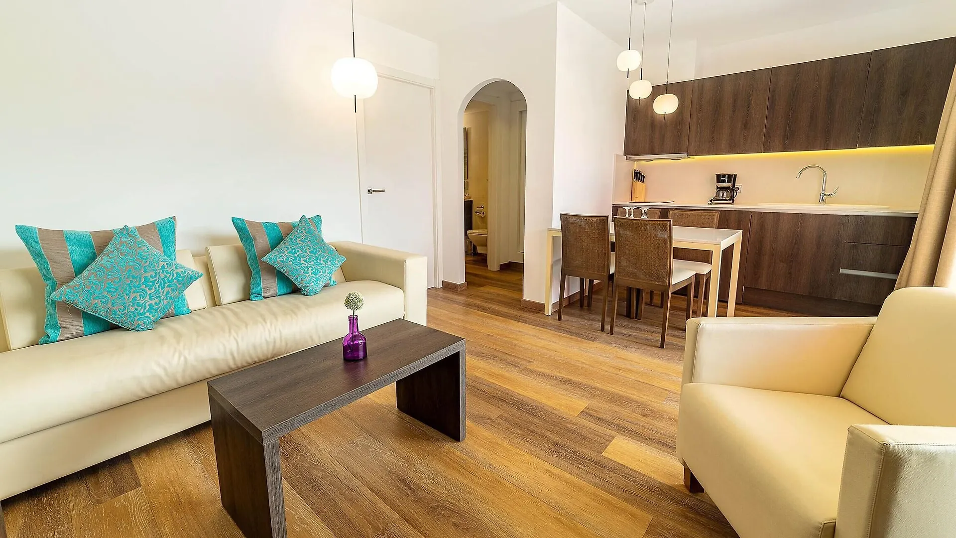 Hotel Paradise Residencial Cala Ratjada  4*, Cala Ratjada (Mallorca)